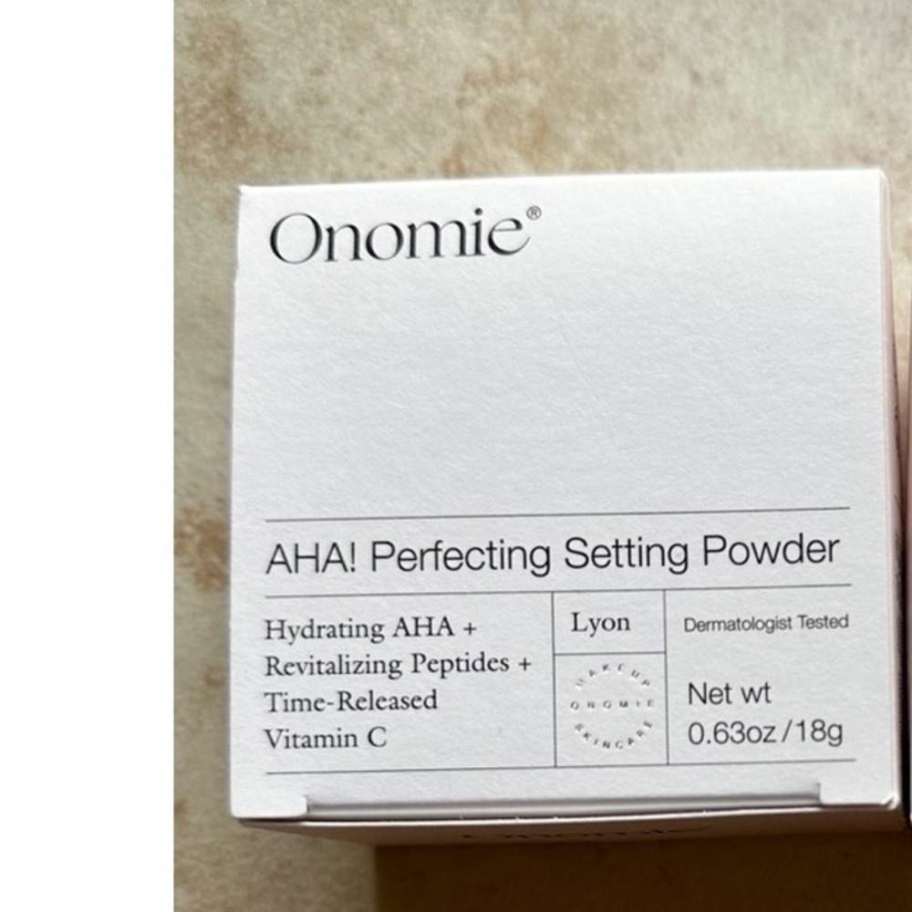 Onomie‎ AHA! Perfecting Setting Powder